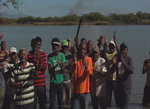 Pescadores de Cabral protestan contra el INDRHI en demanda de reservorio