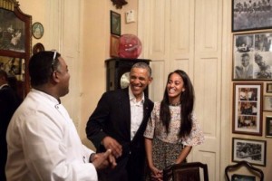 Obama en Cuba junto a una de sus hijas