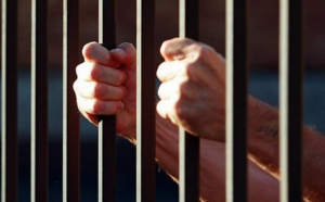 Condenan a 20 años de prisión hombre acusado de incesto 