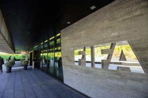 FIFA anuncia árbitros que dirigirán torneos de fútbol en Río 2016