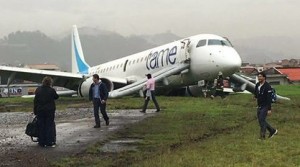 Ecuador: Cierran aeropuerto de cuenca avión de la aerolínea Tame se sale de la pista