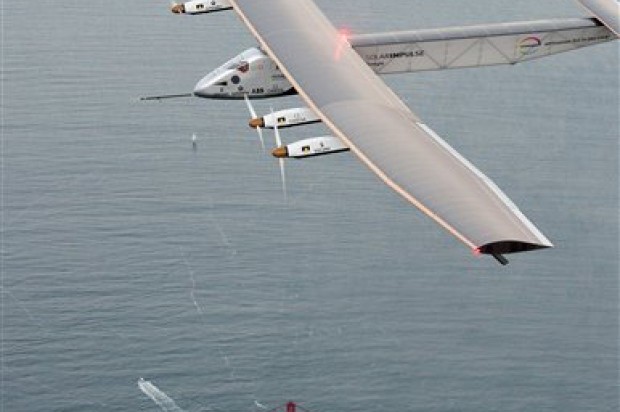 Avión solar aterriza en California luego de cruzar Pacífico