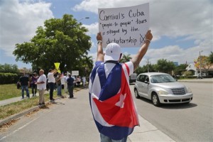 Carnival suspenderá cruceros si Cuba discrimina pasajeros 