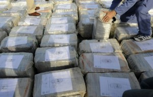 Decomisan más 800 kilos de cocaína en el Pacífico colombiano