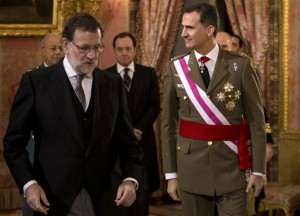 El rey de España se reúne con partidos ante estancamiento