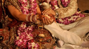 Incendio en boda deja al menos 13 muertos en la India 