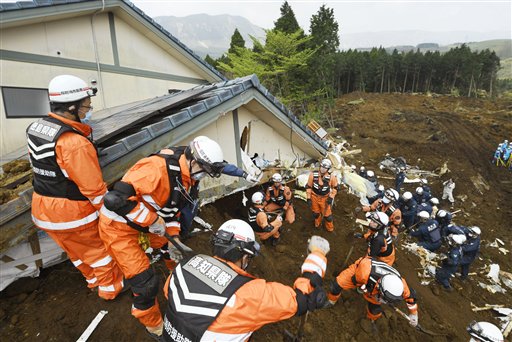 Japón: Réplicas hace que aumenten a 45 muertos por sismos