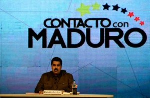 Maduro pide a oposición no retirarse de diálogo iniciado en RD