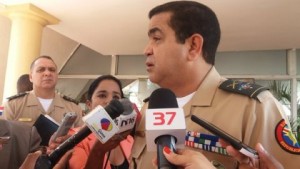 Ministro Defensa RD ya envió a Ecuador pelotón y equipos para rescate 