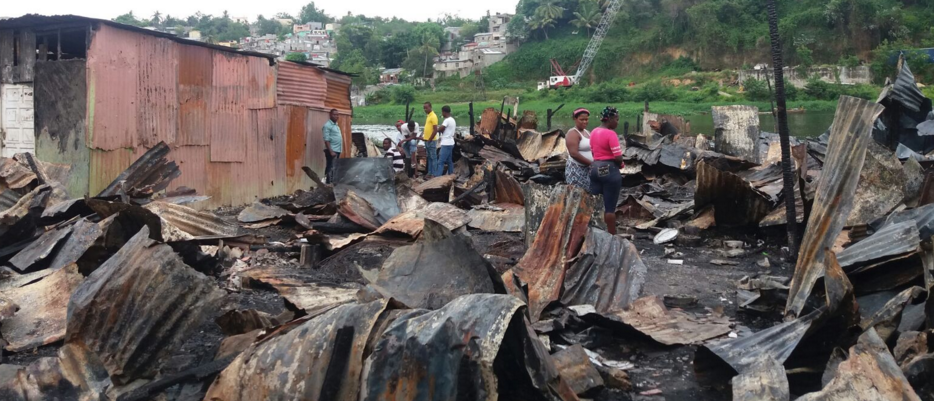 Familias quedan a la intemperie tras incendiarse 17 casas en La Ciénaga