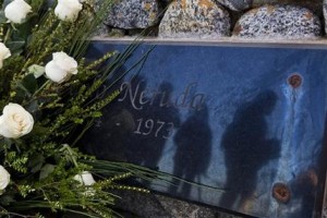 Los restos de Neruda regresan a Isla Negra