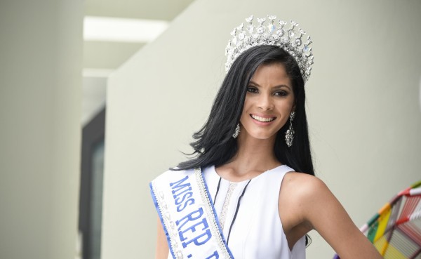 Miss Republica Dominicana Universo defiende elección de Sal García; dicen no la cambiaran