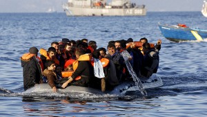 Jubilado italiano salvó a unas 600 personas de la muerte en  el mar Mediterráneo