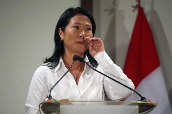 Keiko Fujimori critica viaje a EE.UU. de su rival Kuczynski