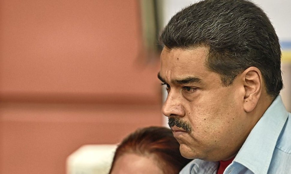 Nicolás Maduro anuncia acciones judiciales contra Álvaro Uribe