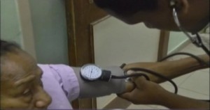Universitarios realizan operativo médico en Cienfuegos de Santiago 