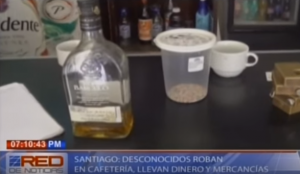 Santiago: desconocidos roban en cafetería, se llevan dinero y mercancías