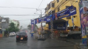 Cancelan caravana de Danilo por lluvias