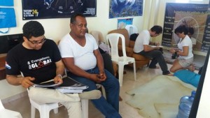 Candidatos alcaldes SDE siguen en huelga de hambre; piden anular elecciones 