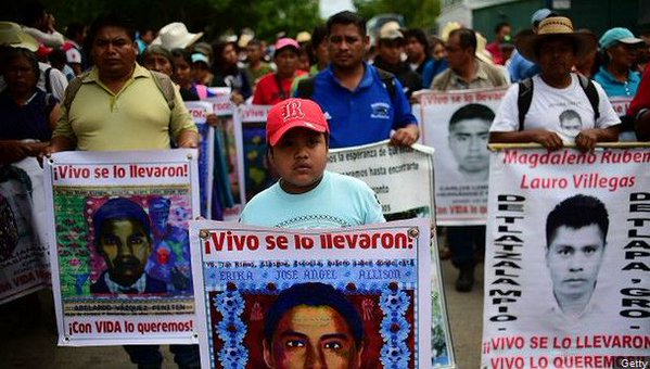 Expertos piden a México cambiar versión sobre Ayotzinapa