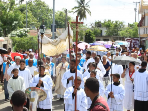 Conmemoran Corpus Christi en Cotuí con diversas actividades 