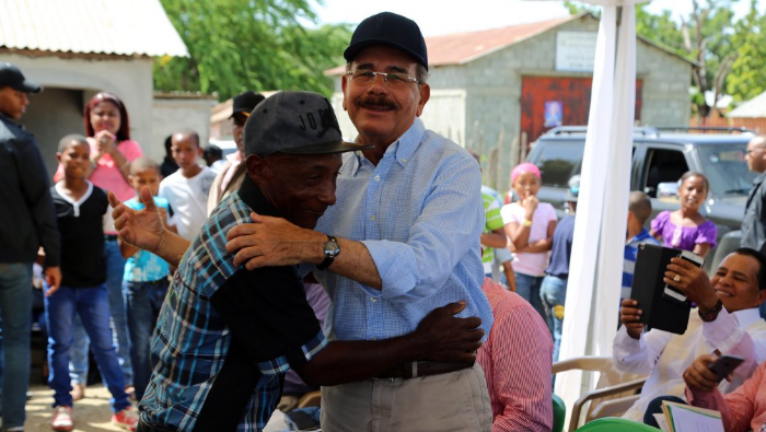 Danilo retoma "visitas sorpresa"; acude a provincia San Juan