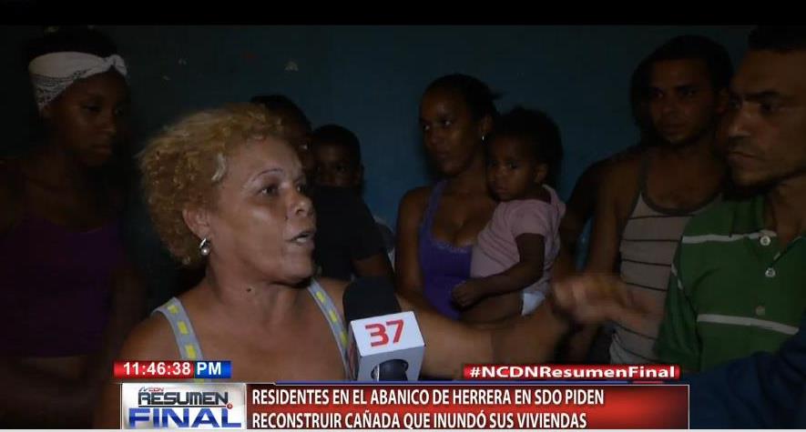 Residentes en el Abanico de Herrera en SDO piden reconstruir cañada que inundó sus viviendas
