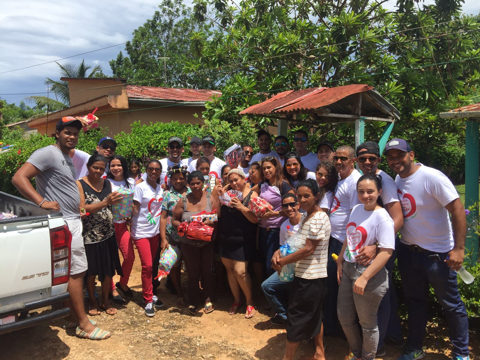 Fundación Cabrera a Todo Corazón celebra aniversario y realiza actividad para las madres