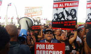 Movimiento Rebelde y grupos populares exigen destitución de Roberto Rosario