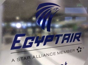 Hollande confirma siniestro de avión de EgyptAir 