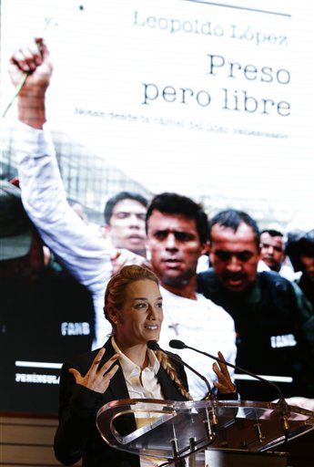 Presentan en Bogotá libro de líder opositor Leopoldo López