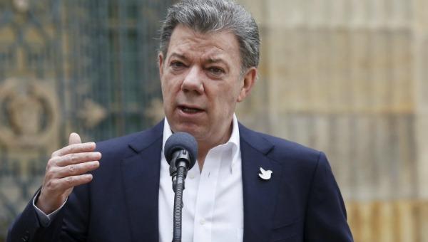 Santos analiza con todo su gabinete ministerial los resultados del plebiscito