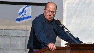 Renuncia ministro de Defensa de Israel 