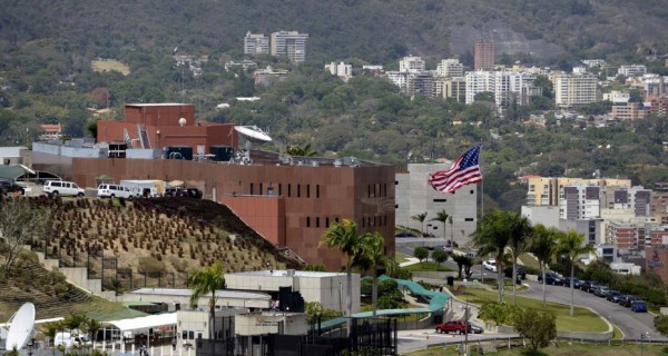Embajada de Estados Unidos en Caracas suspende otorgamiento de visas