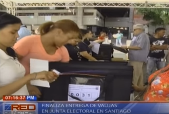 Finaliza entrega de valijas en Junta Electoral de Santiago