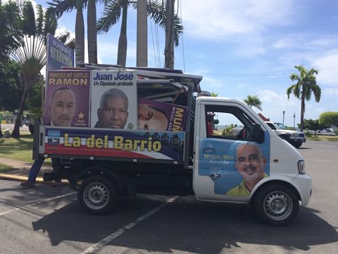 Inician desmonte de propaganda política en Santa Bárbara de Samaná