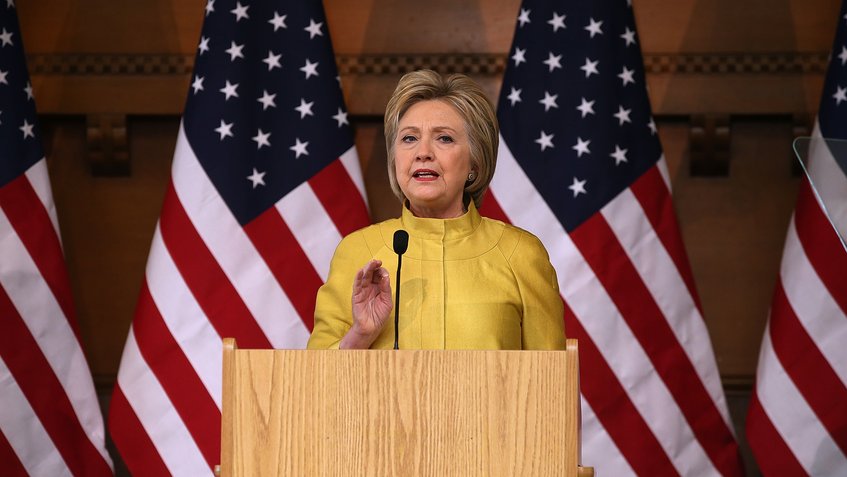 Hillary Clinton rechaza un último debate con Bernie Sanders en California