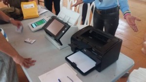 Delegados de partidos políticos denuncian irregularidades en segunda prueba de cómputos
