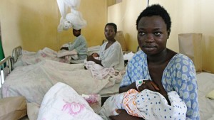 África: Mortalidad infantil se reduce gracias a móviles usados