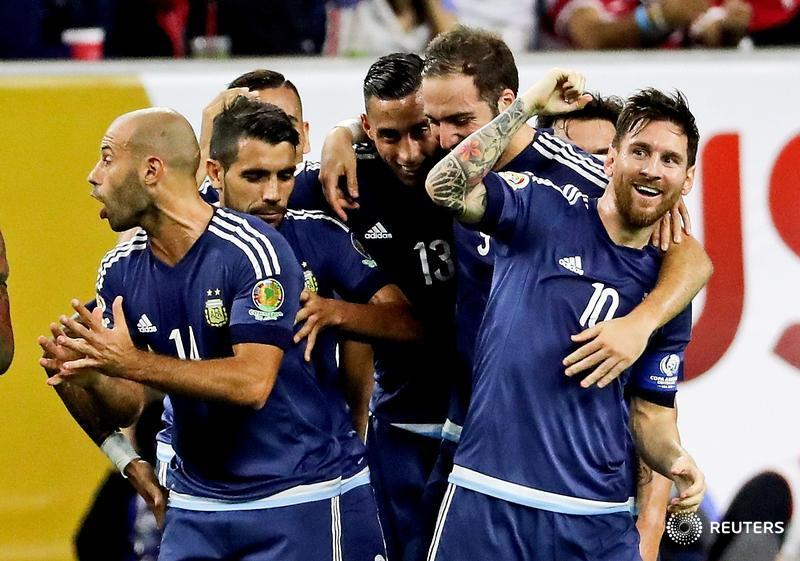 Argentina goleó 4-0 a Estados Unidos y jugará final de la Copa América