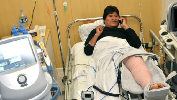 Evo Morales recurre a planta medicinal para recuperarse de operación de rodilla