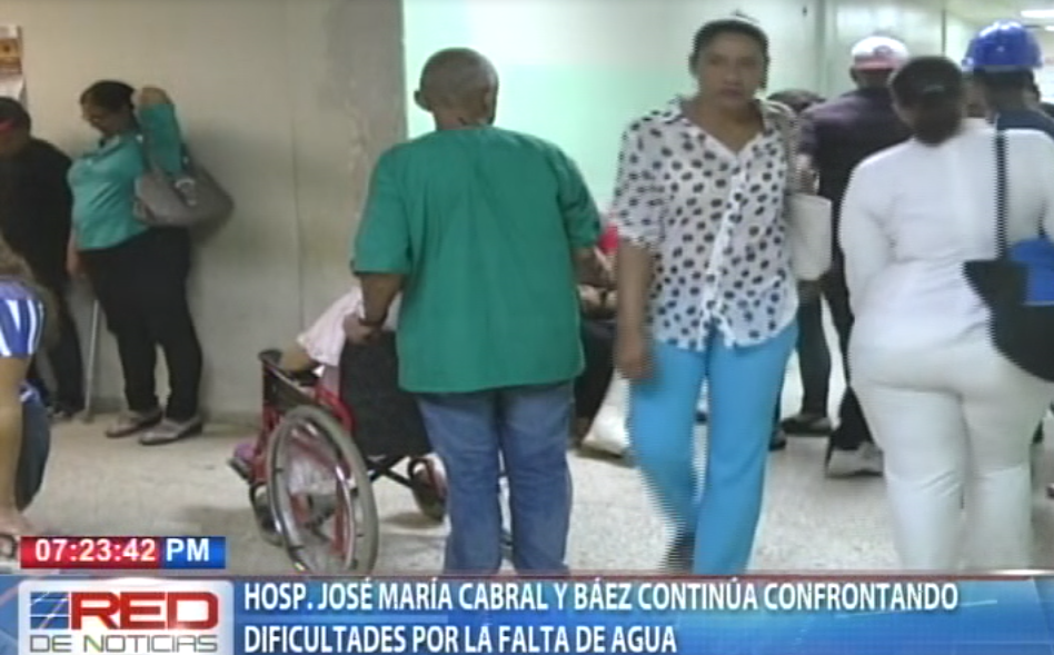 Hosp. José María Cabral y Báez continua confrontado dificultades por la falta de agua