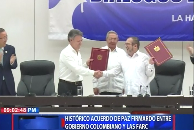 Histórico acuerdo de paz firmado entre gobierno colombiano y las FARC