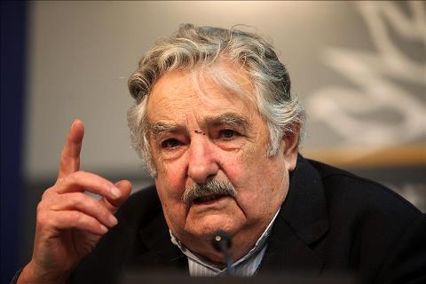 Expresidente de Uruguay, José Mujica sugiere a Maduro aceptar ayuda internacional