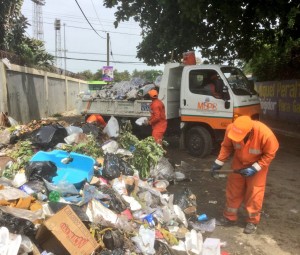 MOPC es quien recoge la basura en San Cristóbal y Santiago