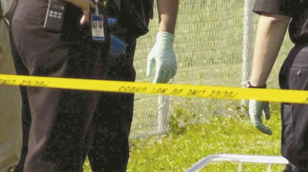 New Jersey: Niño mata a hermano menor de tiro en la cabeza