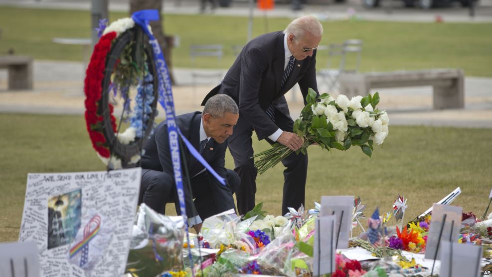 Obama y Biden rinden tributo a víctimas de la masacre en Orlando