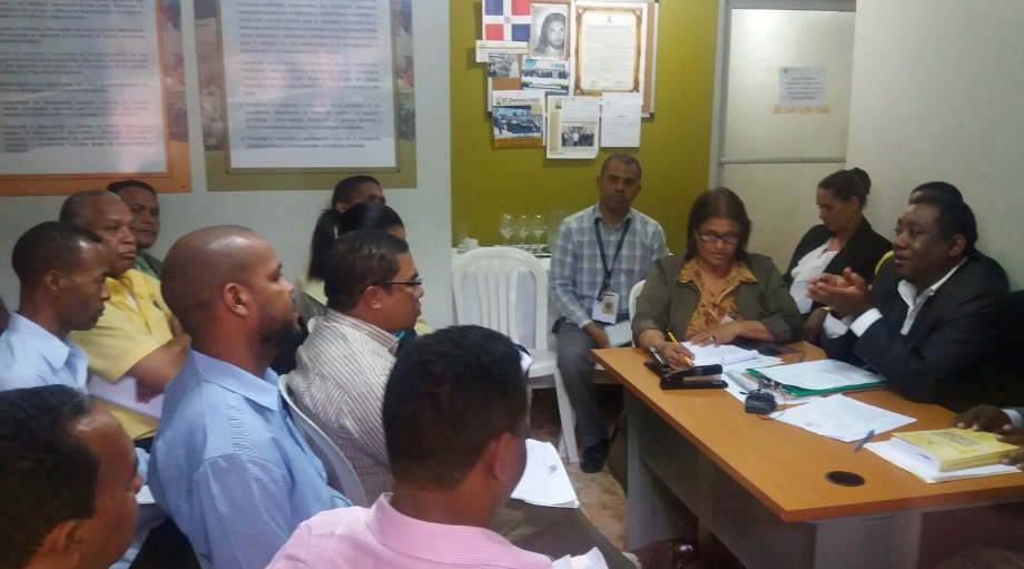 Pleno de la Junta Electoral Municipal SDO se reúne con delegados de partidos políticos