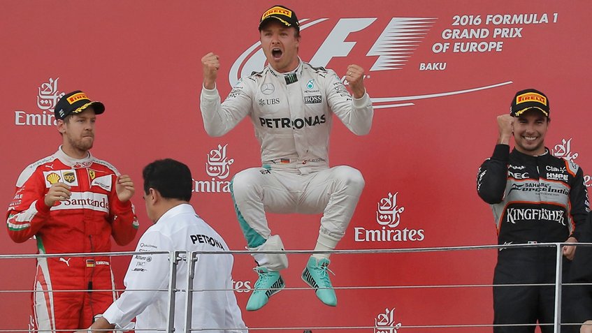 Nico Rosberg fortalece su liderato en Baku