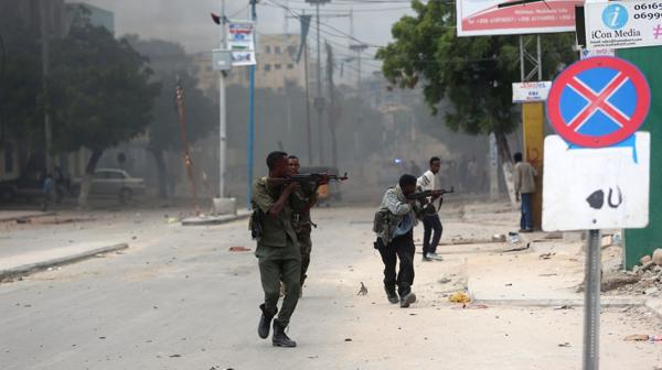 Con al menos 35 muertos concluye la toma de rehenes de Al Shabab en Mogadiscio
